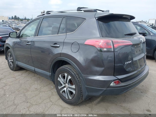 Toyota RAV4 LE 2018 JTMZFREV8JJ183528 Image 3