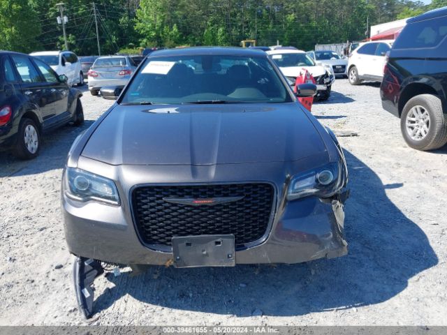 2C3CCABG2NH158688 Chrysler 300 S