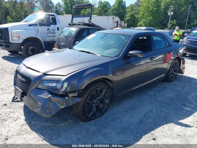 2C3CCABG2NH158688 Chrysler 300 S