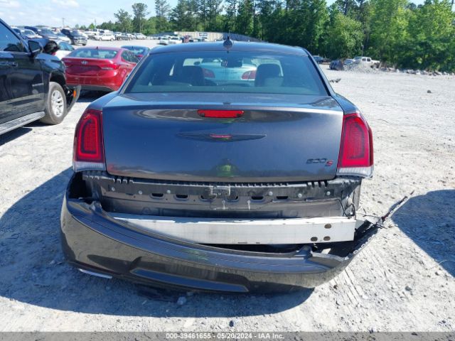 2C3CCABG2NH158688 Chrysler 300 S
