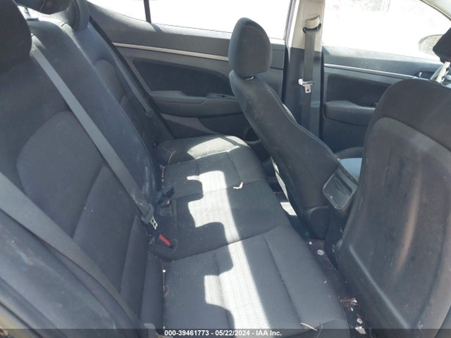 Hyundai ELANTRA SEL 2018 5NPD84LF9JH273072 Image 8