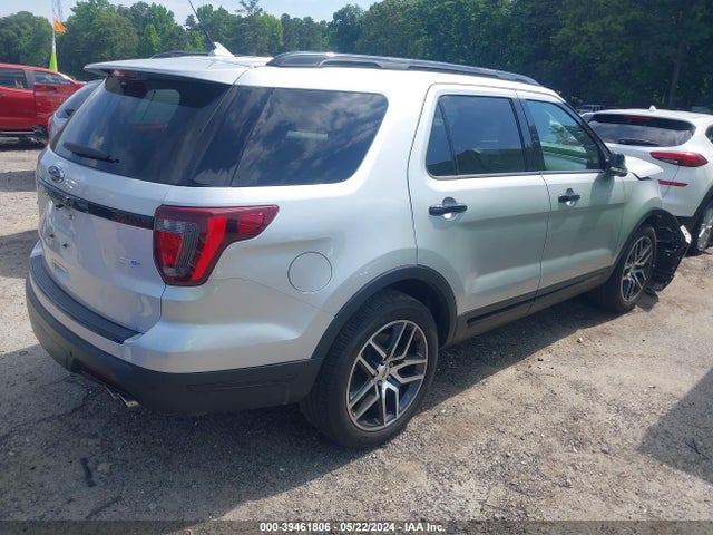 Ford EXPLORER SPORT 2018 1FM5K8GT3JGC51324 Image 4