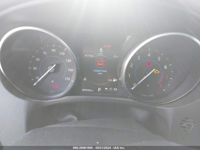 SADCJ2BV2HA096240 Jaguar F-pace 35t Premium