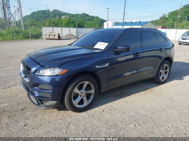 SADCJ2BV2HA096240 Jaguar F-pace 35t Premium