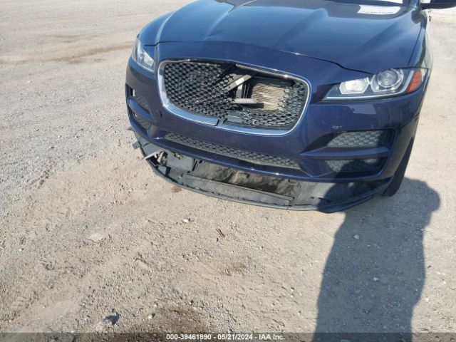 SADCJ2BV2HA096240 Jaguar F-pace 35t Premium