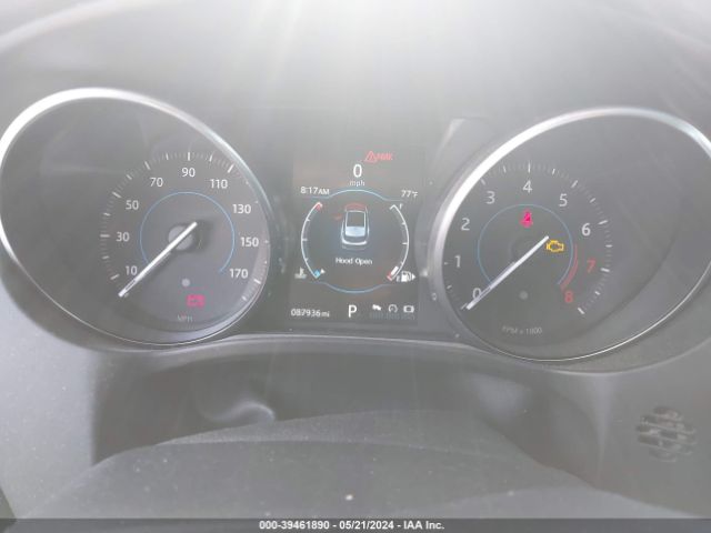 SADCJ2BV2HA096240 Jaguar F-pace 35t Premium