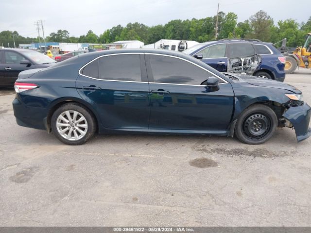 4T1B11HK8KU821453 Toyota CAMRY LE