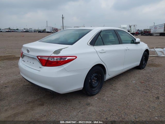 Toyota CAMRY LE 2016 4T4BF1FK7GR547583 Image 4