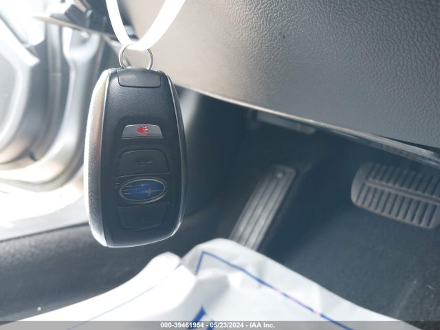 Subaru Outback 2.5i Limited 2018 4S4BSANC0J3395014 Image 11