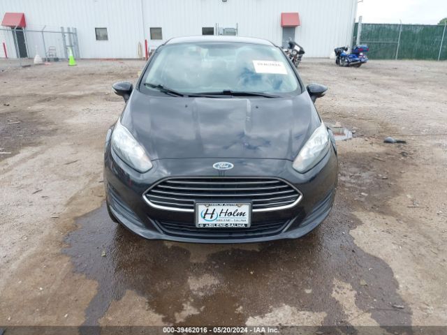 3FADP4BJXFM135864 Ford FIESTA SE