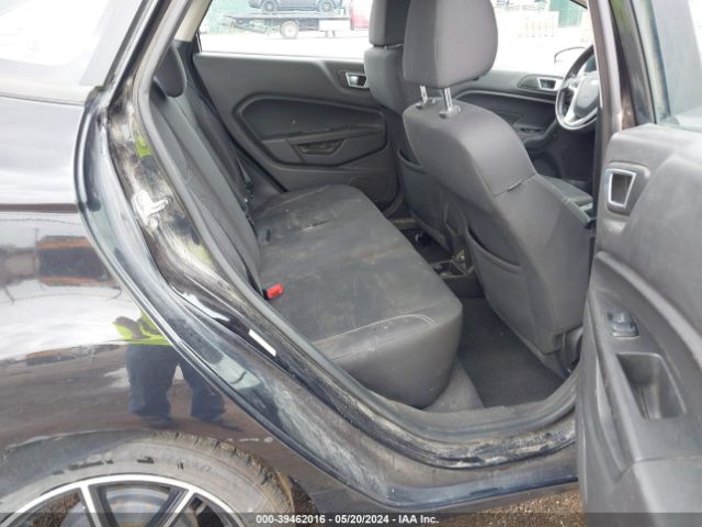 3FADP4BJXFM135864 Ford FIESTA SE