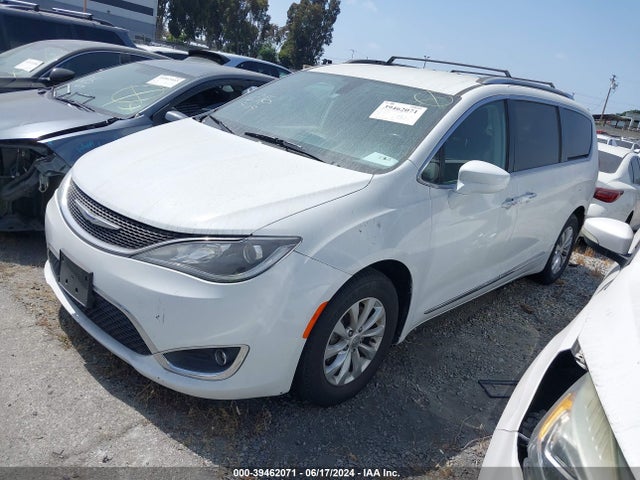 2C4RC1BGXKR625559 Chrysler Pacifica Touring L