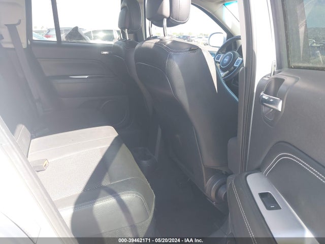 1C4NJCEB6HD160662 Jeep Compass Latitude Fwd