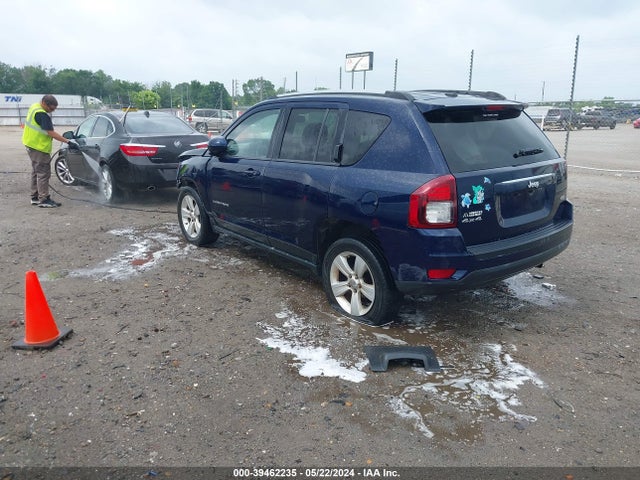 1C4NJDEB7HD154519 Jeep Compass Latitude 4x4