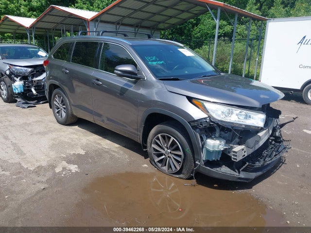 Toyota Highlander Xle 2018 5TDJZRFH9JS849151 главное изображение