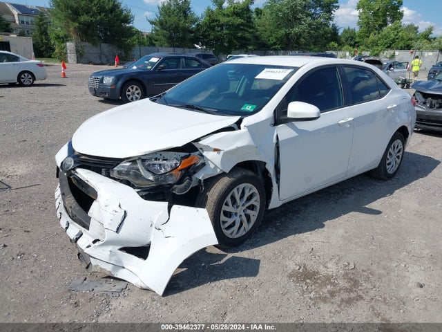 Toyota COROLLA LE 2018 2T1BURHE5JC007891 Image 2