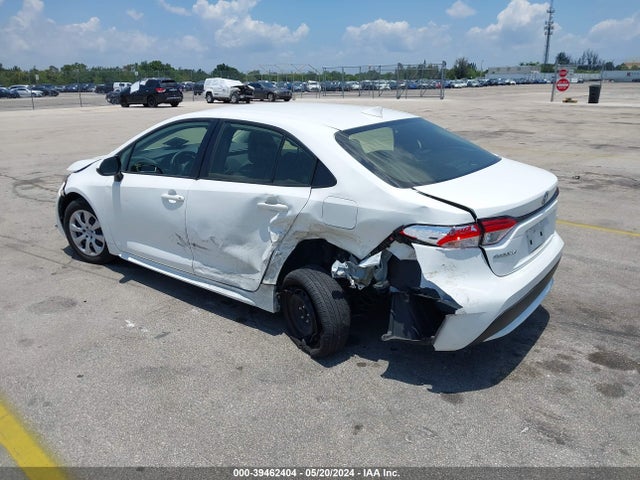Toyota COROLLA LE 2022 JTDEPMAE1N3006740 Image 3