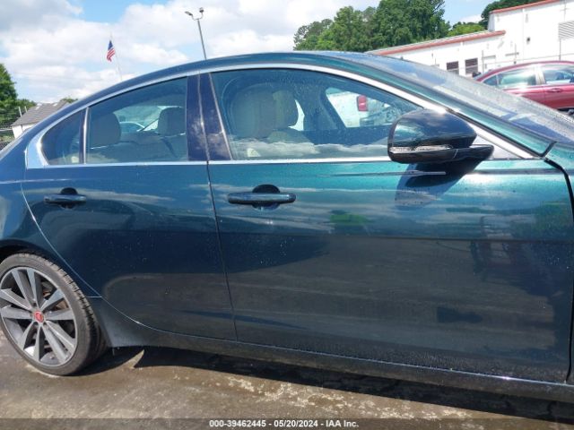 SAJAE4BN0HA971187 Jaguar Xe 20d Prestige