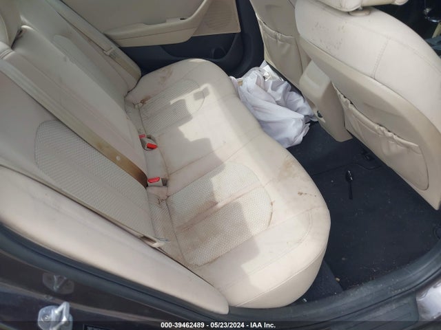Hyundai SONATA SE 2017 5NPE24AF2HH500038 Image 8