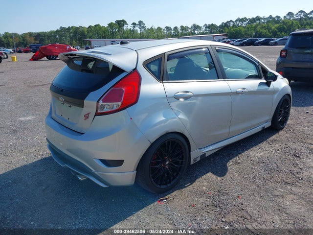 Ford FIESTA ST 2015 3FADP4GX1FM160407 Image 4