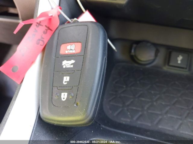 2T3C1RFV0MW112462 Toyota Rav4 Xle Premium
