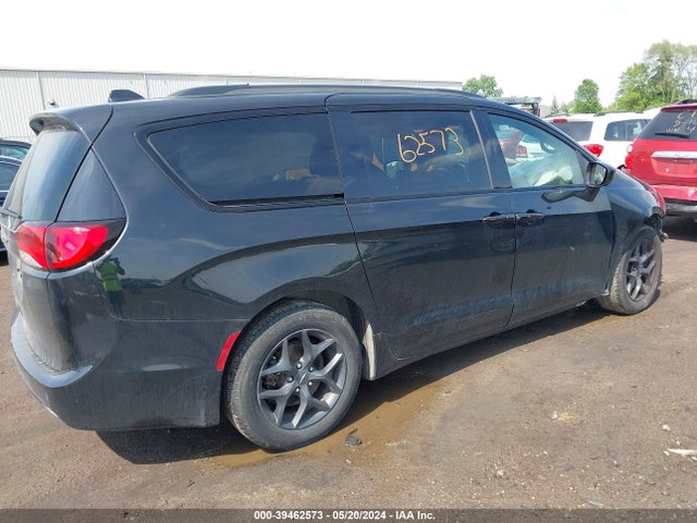2C4RC1EG1JR305914 Chrysler Pacifica Touring L Plus