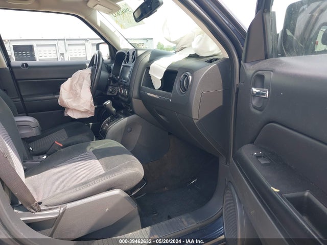 1C4NJRFB0ED520621 Jeep Patriot Latitude
