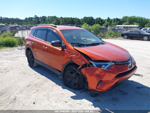 Toyota RAV4 LE 2016 JTMZFREV7GJ077175 Image 1