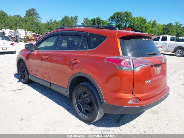 Toyota RAV4 LE 2016 JTMZFREV7GJ077175 Image 3
