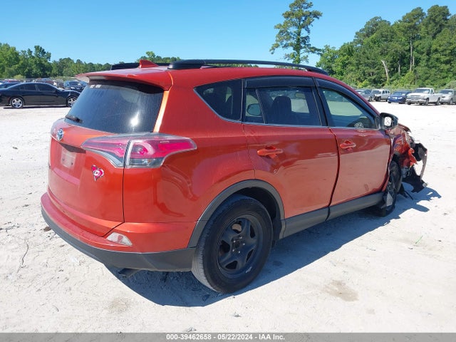 Toyota RAV4 LE 2016 JTMZFREV7GJ077175 Image 4