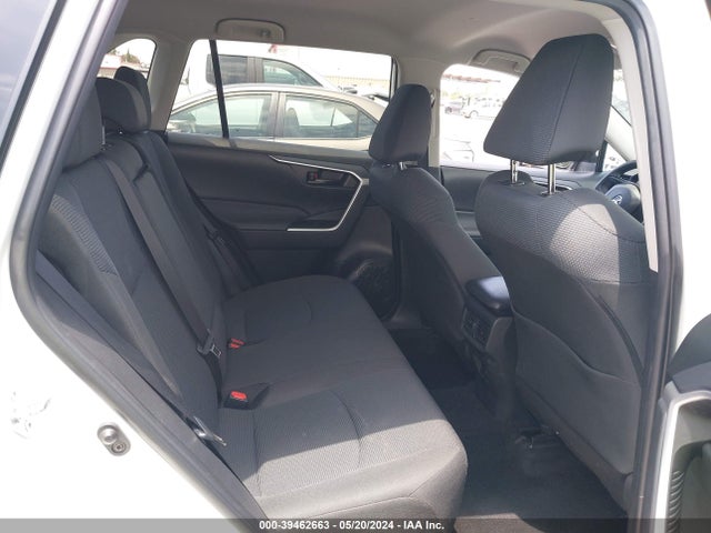 Toyota RAV4 LE 2022 2T3K1RFV5NC190363 Image 8