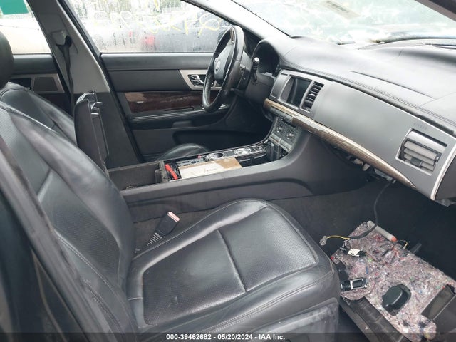 2009 JAGUAR XF SAJWA07C391R32869 Photo 4