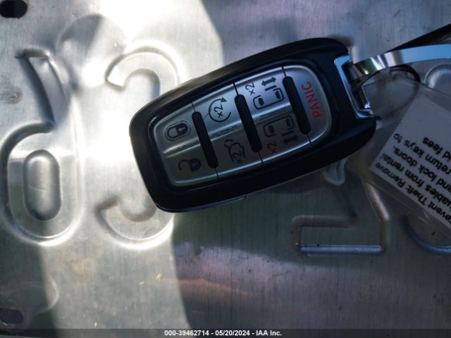 2C4RC1DG6MR542405 Chrysler Voyager Lxi
