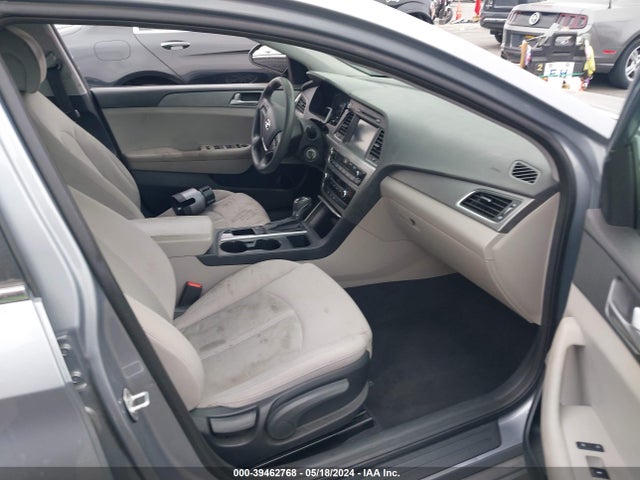 Hyundai SONATA SE 2016 5NPE24AF5GH376491 Image 5