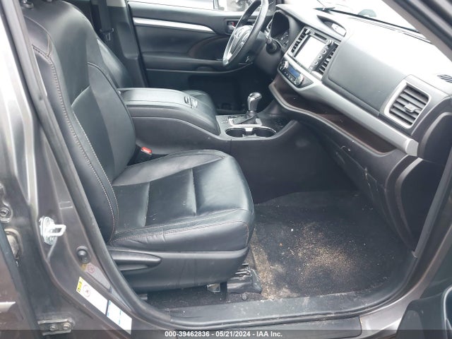 Toyota Highlander Xle V6 2016 5TDJKRFH4GS317383 Image 5