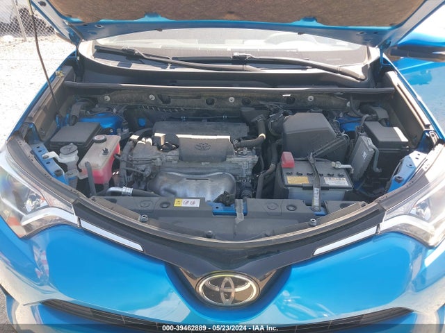 Toyota Rav4 Xle 2018 JTMRFREV0JD235197 Image 10