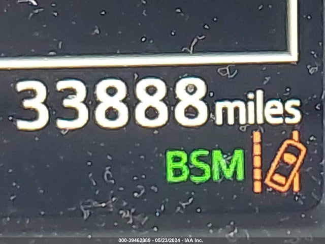 Toyota Rav4 Xle 2018 JTMRFREV0JD235197 Image 16