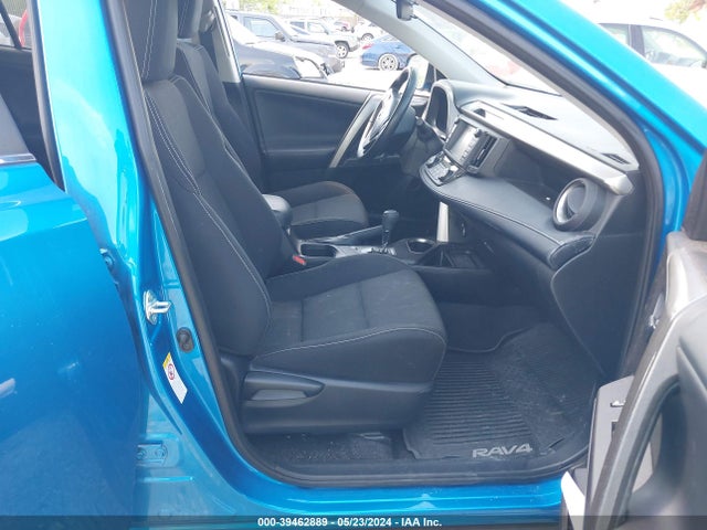 Toyota Rav4 Xle 2018 JTMRFREV0JD235197 Image 5