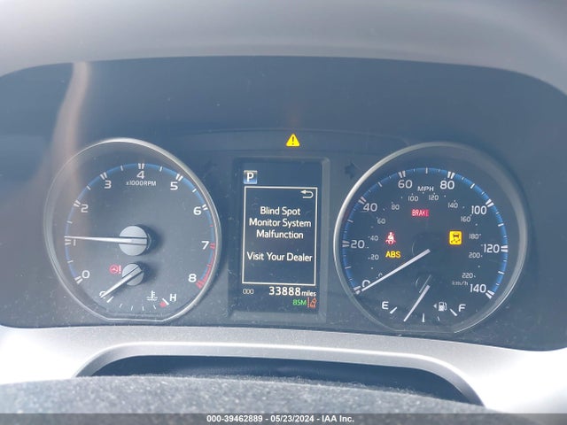 Toyota Rav4 Xle 2018 JTMRFREV0JD235197 Image 7