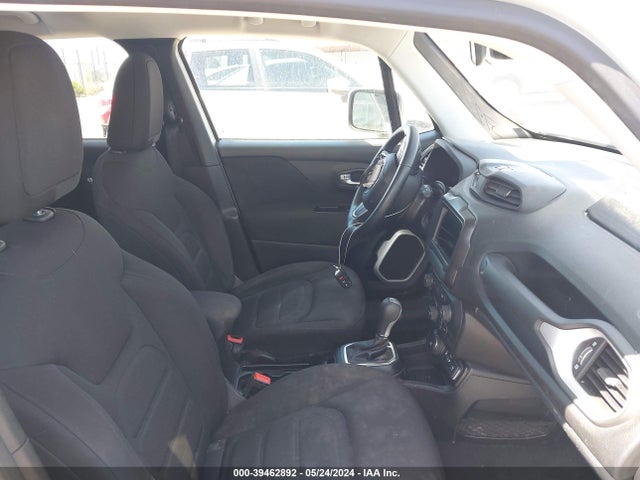 ZACNJBBB8KPJ98561 Jeep Renegade Latitude 4x4