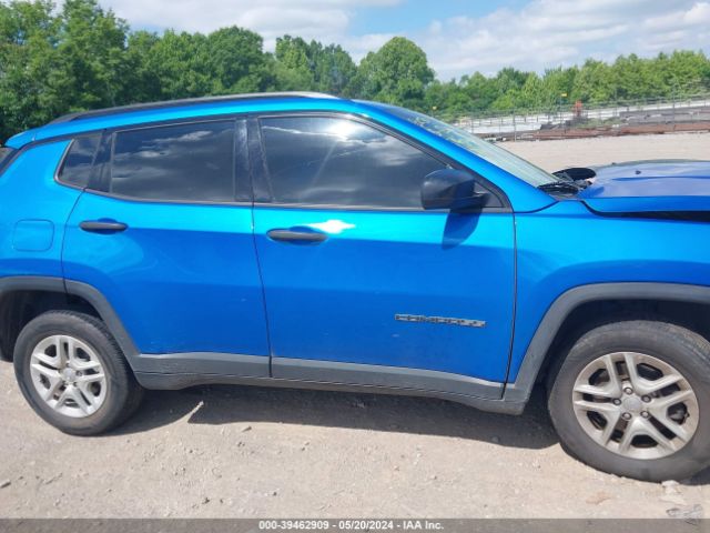 3C4NJCAB9JT124812 Jeep Compass Sport Fwd