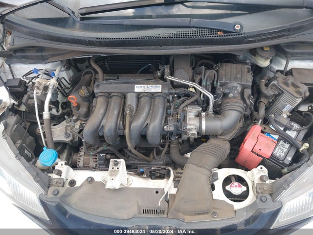 Honda FIT LX 2015 3HGGK5G50FM749573 Image 10