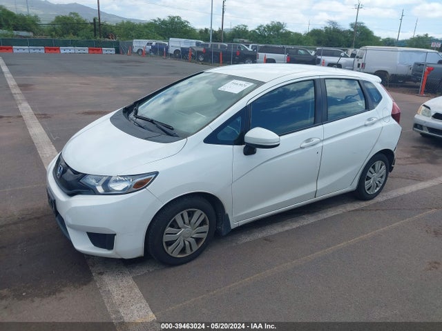 Honda FIT LX 2015 3HGGK5G50FM749573 Image 2