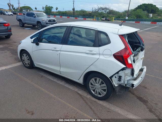 Honda FIT LX 2015 3HGGK5G50FM749573 Image 3