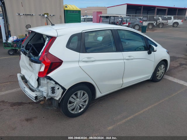 Honda FIT LX 2015 3HGGK5G50FM749573 Image 4