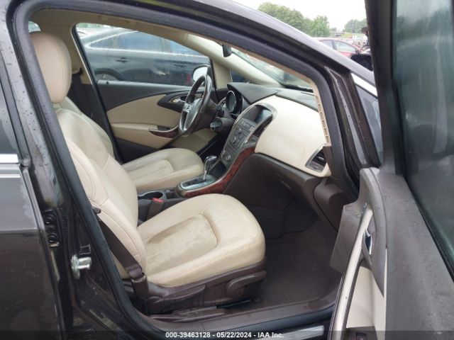 1G4PP5SK0F4112493 Buick Verano