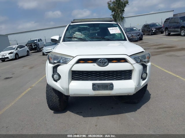 Toyota 4RUNNER SR5 2015 JTEBU5JR9F5247189 Image 12