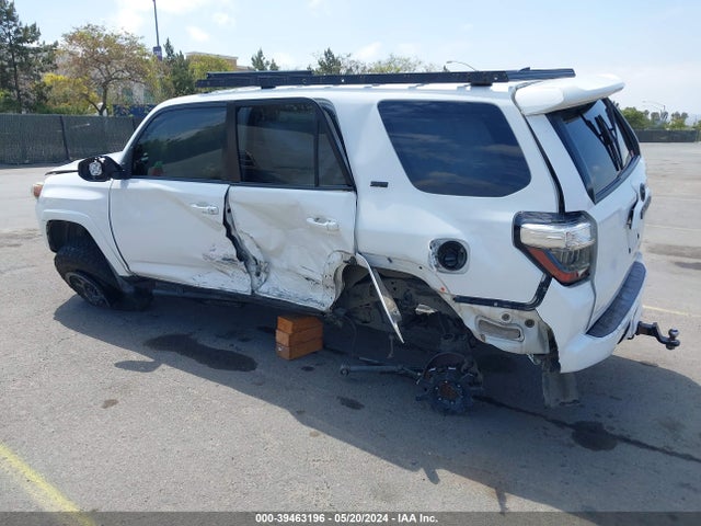 Toyota 4RUNNER SR5 2015 JTEBU5JR9F5247189 Image 6