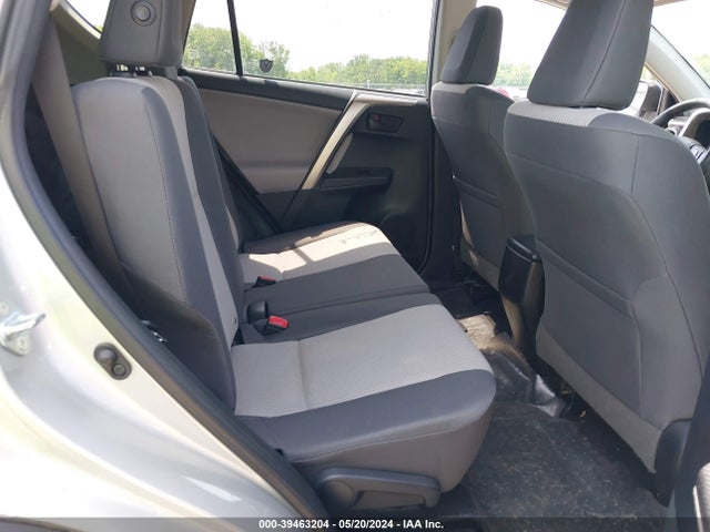 Toyota RAV4 LE 2015 JTMBFREV4FJ021629 Image 8