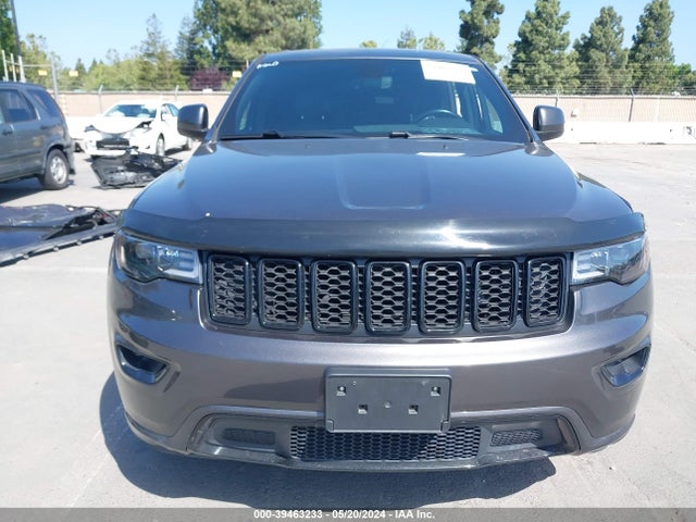 1C4RJEAG4JC430823 Jeep Grand Cherokee Altitude 4x2